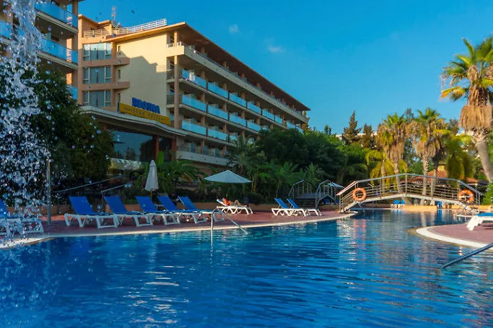 4r Gran Regina Hotel