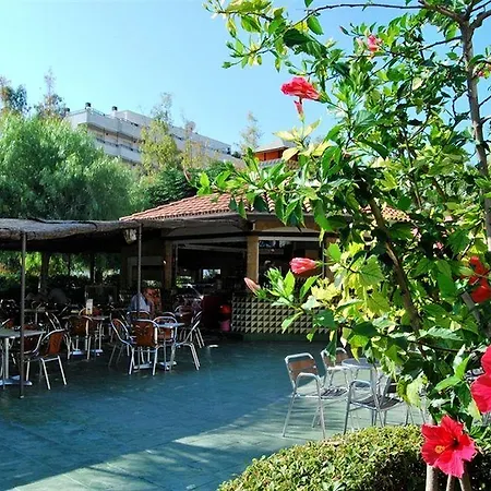 4r Gran Regina Ξενοδοχείο Σαλού