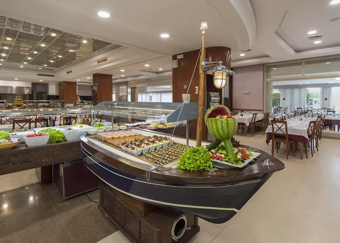 4r Gran Regina Салоу