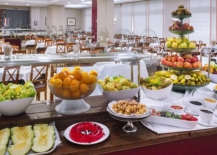 4r Gran Regina Отель Салоу