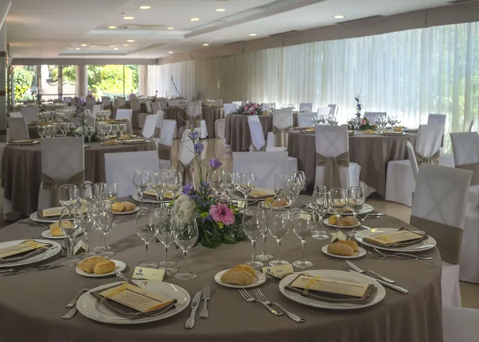 Отель 4r Gran Regina 4*